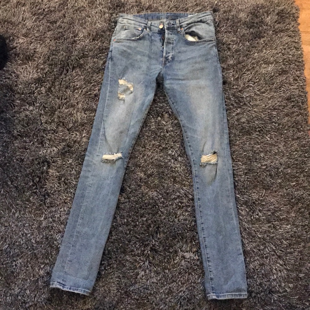 Men’s Medium Wash Distressed PacSun Skinny Jeans